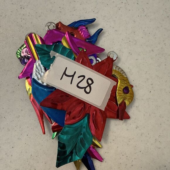 Vintage Mexican Folk Art Hand Painted Punched Tin Christmas Ornaments 6 Lot - Picture 16 of 16